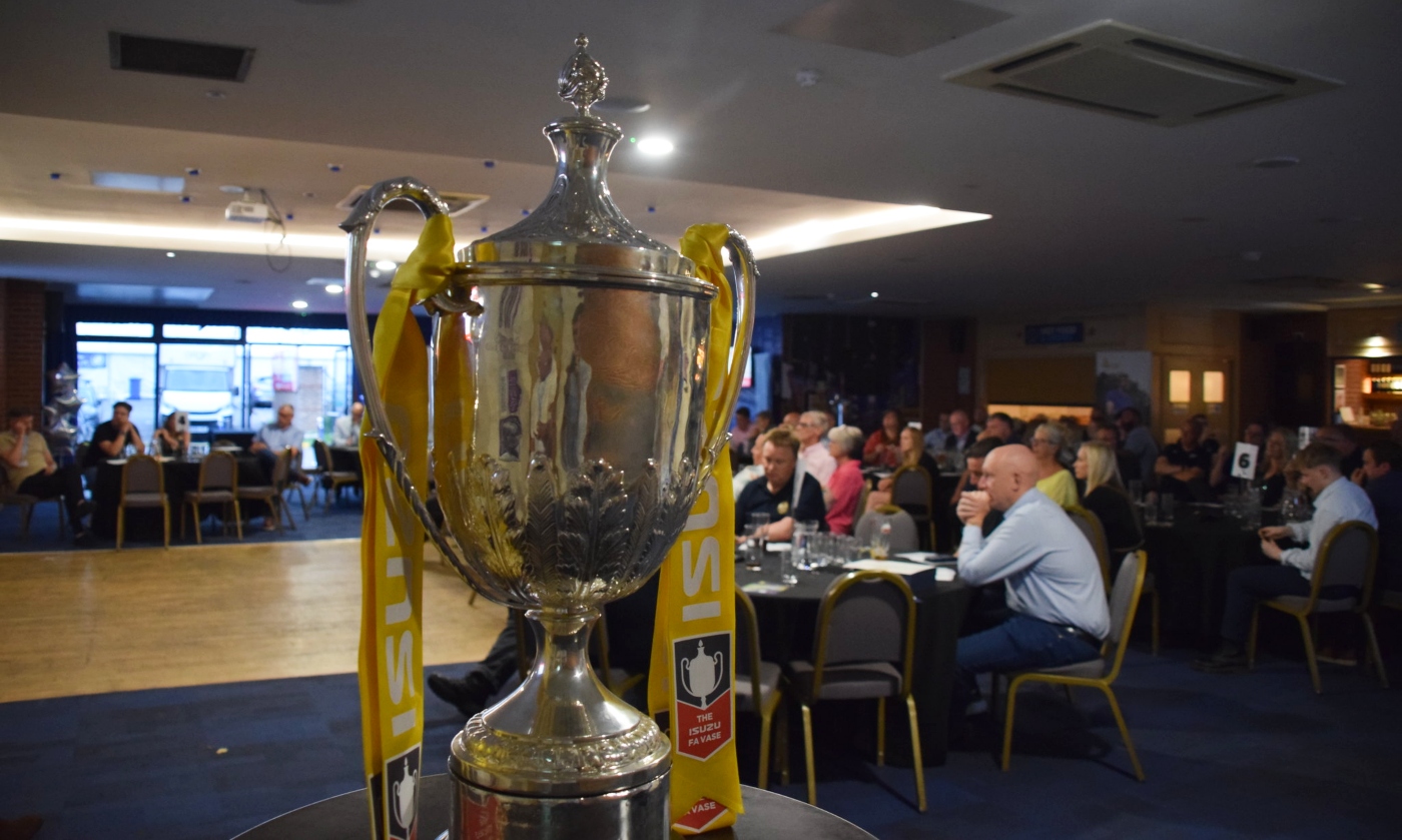 Grassroots Football Awards | 2022 Winners Revealed - Berks & Bucks FA