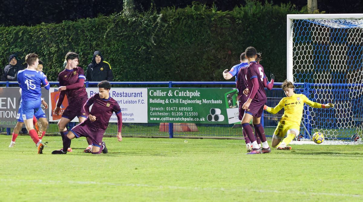 Premier Cup QF Leiston Ipswich Town Dec 2024 3